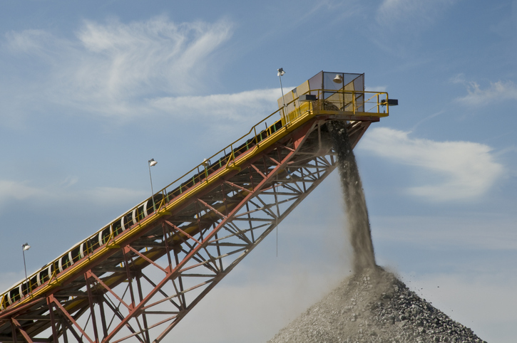 Weighbelt Feeders in Cement Production - Advancing Mining
